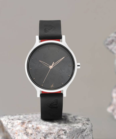 Fastrack NP6189SL01 I Love Me Analog Watch  - For Women